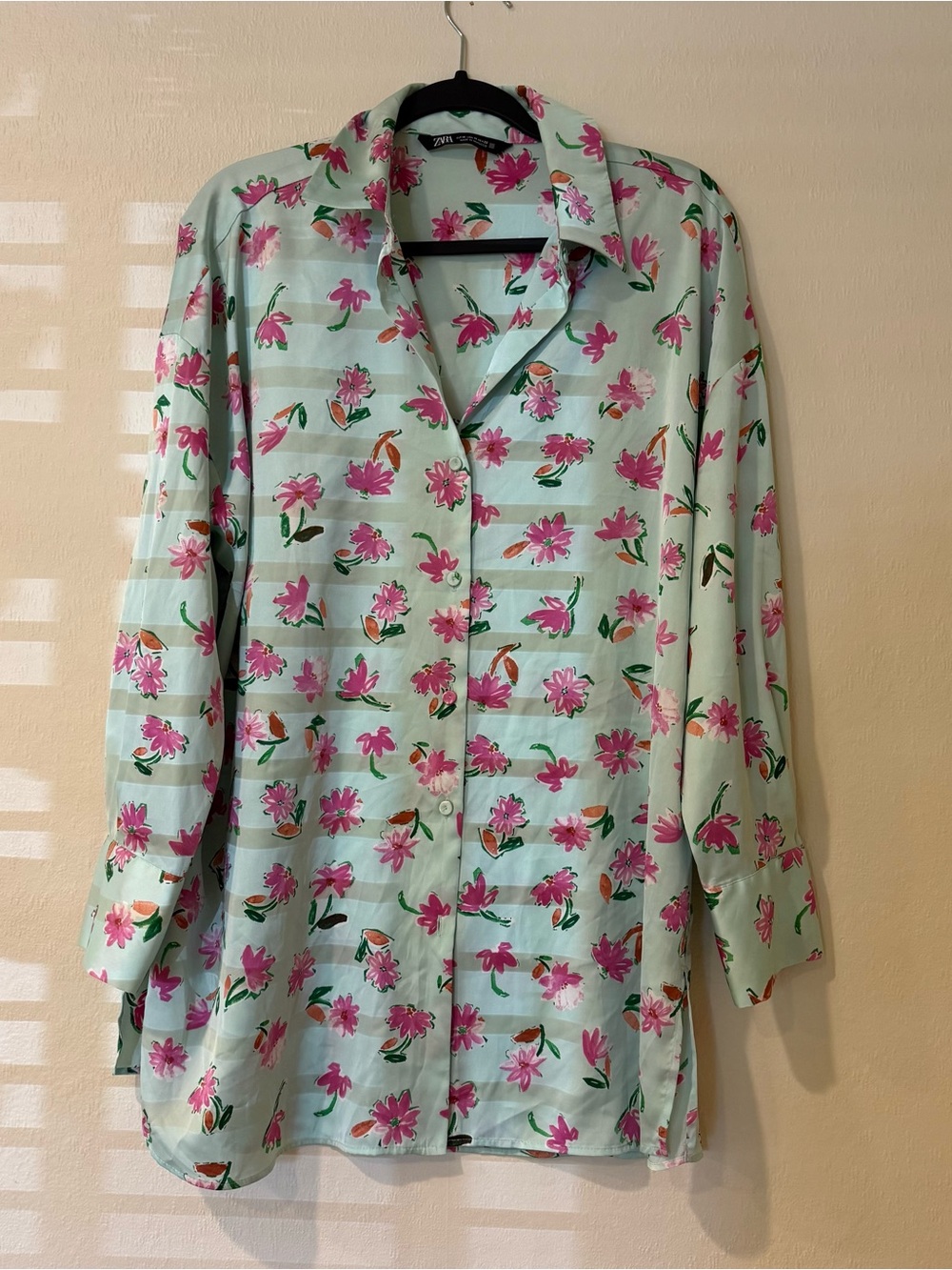 Zara Floral Button-Up Blouse in Mint with Pink Flowers